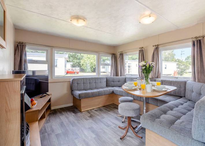 Caravan for 6 people in Essex
