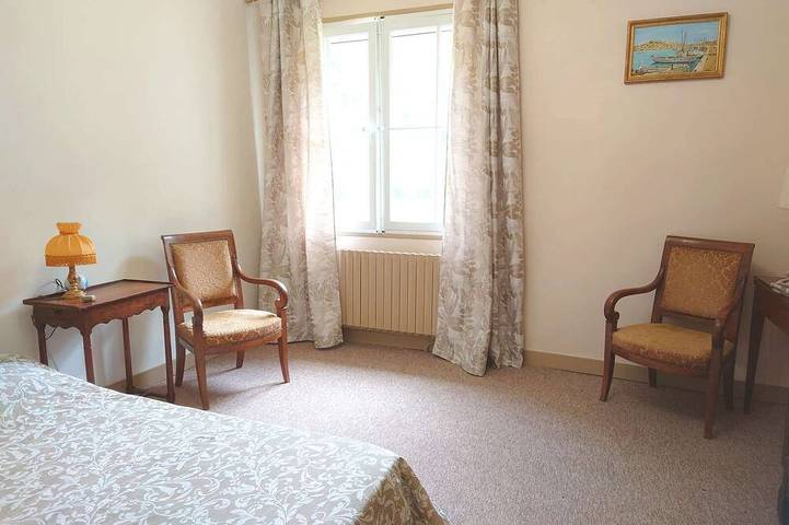 Château pour 8 personnes, avec jardin dans le Vaucluse - 3