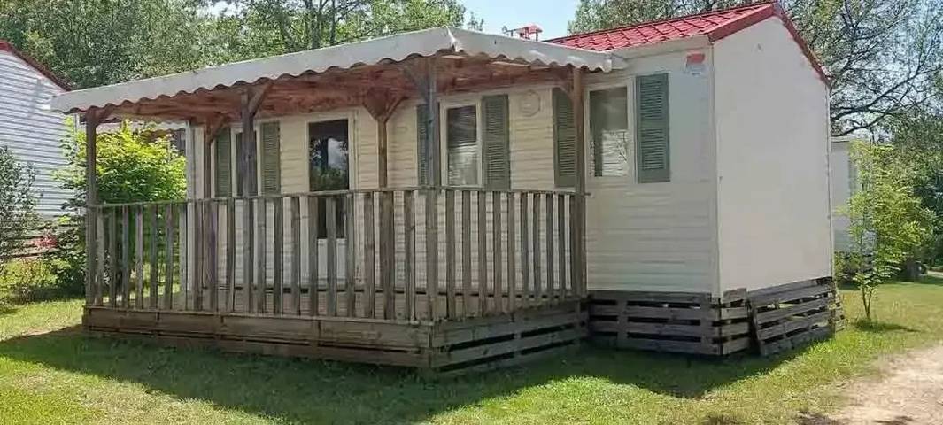 Mobil home pour 4 personnes, avec bassin pour enfant à Reilhaguet - 3