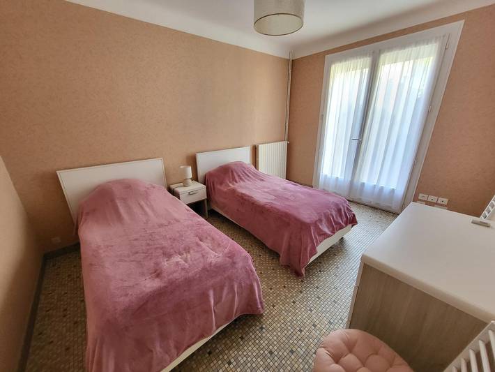 Acogedora casa de 2 dormitorios con jardín, a 700m de la playa y cerca de comercios in Les Sables-d'Olonne, Vandea