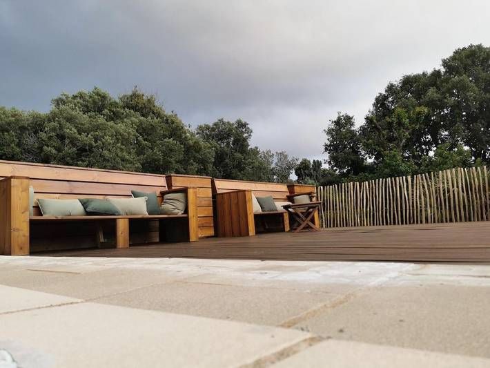 Location de vacances pour 6 personnes, avec vue ainsi que jardin et piscine dans Plage de Canetto - 4