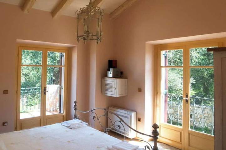 Thalia Estate near St. Spyridon beach, Corfu in Agios Spiridon, Corfou