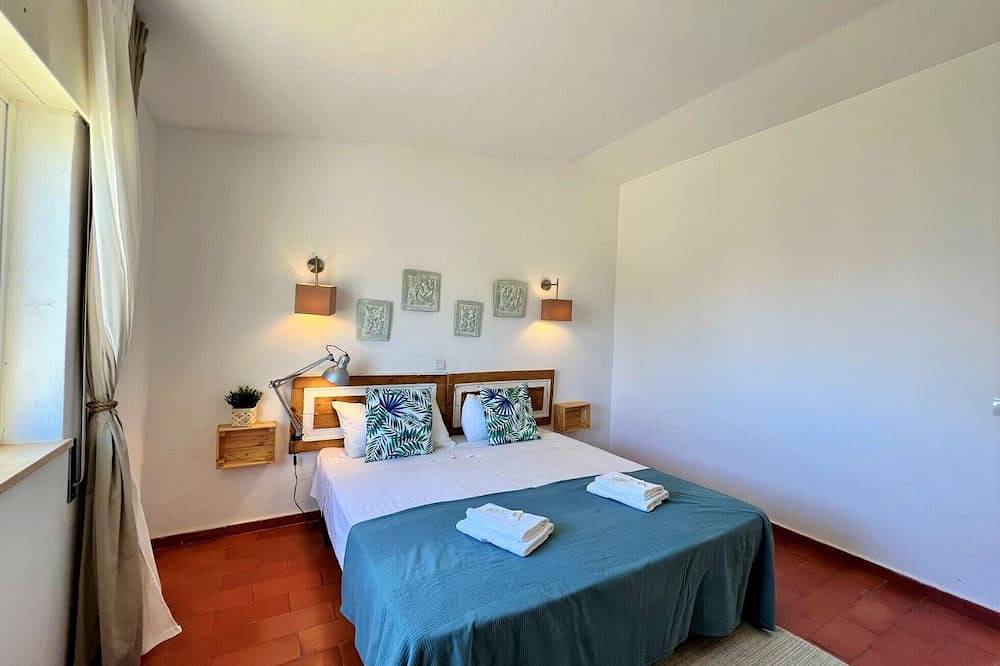 Appartamento vacanze a Porches a partire da 80€ a notte