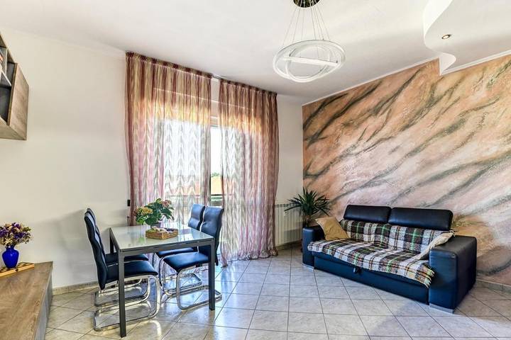 Appartamento per 5 persone, con Balcone e Panorama a Saronno
