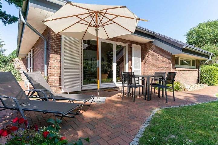 Bungalow für 4 Personen, mit Terrasse und Garten