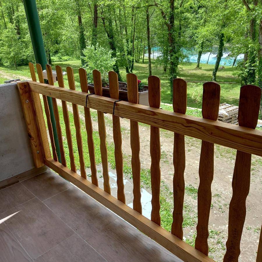 Tara Rafting kamp Hedera in Republika Serbska