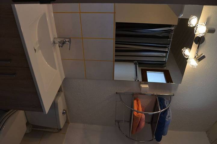 Gîte pour 3 personnes, avec jardin et piscine, animaux acceptés à Saint-Dézéry - 4