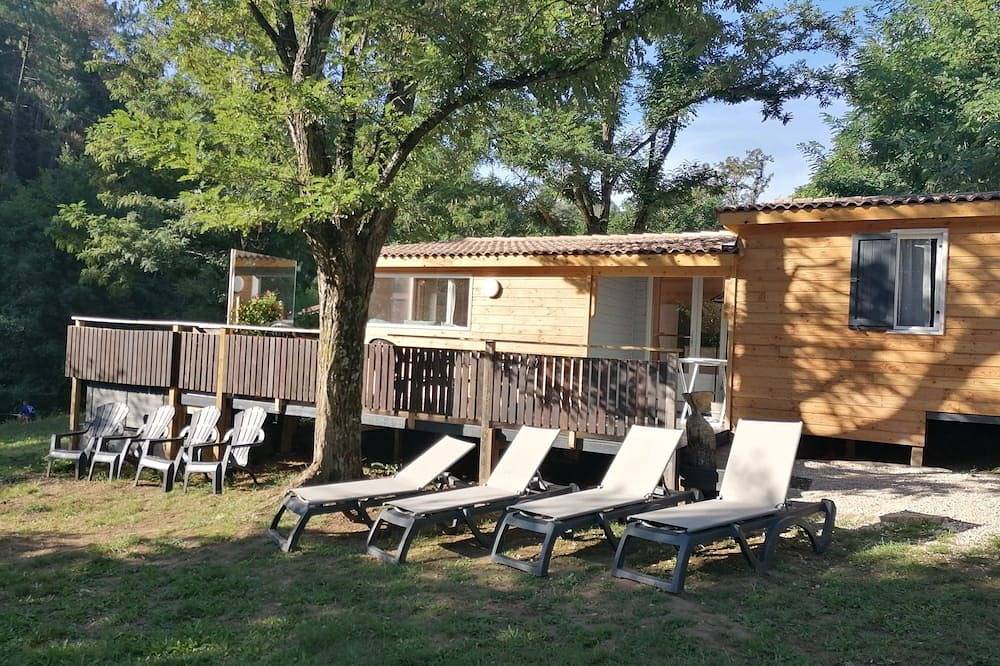 Chalet 10 places avec Spa privatif. in Saint-Vincent-de-Durfort, Parc naturel régional des Monts d'Ardèche