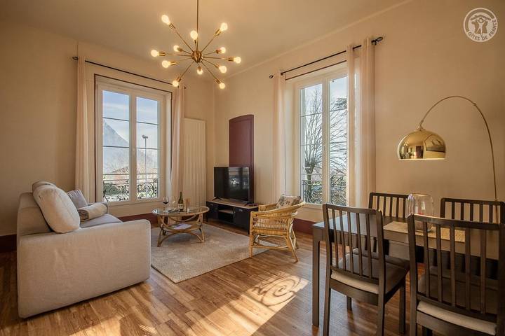 Gîte pour 2 personnes, avec jardin et piscine dans Porte-de-Savoie - 2