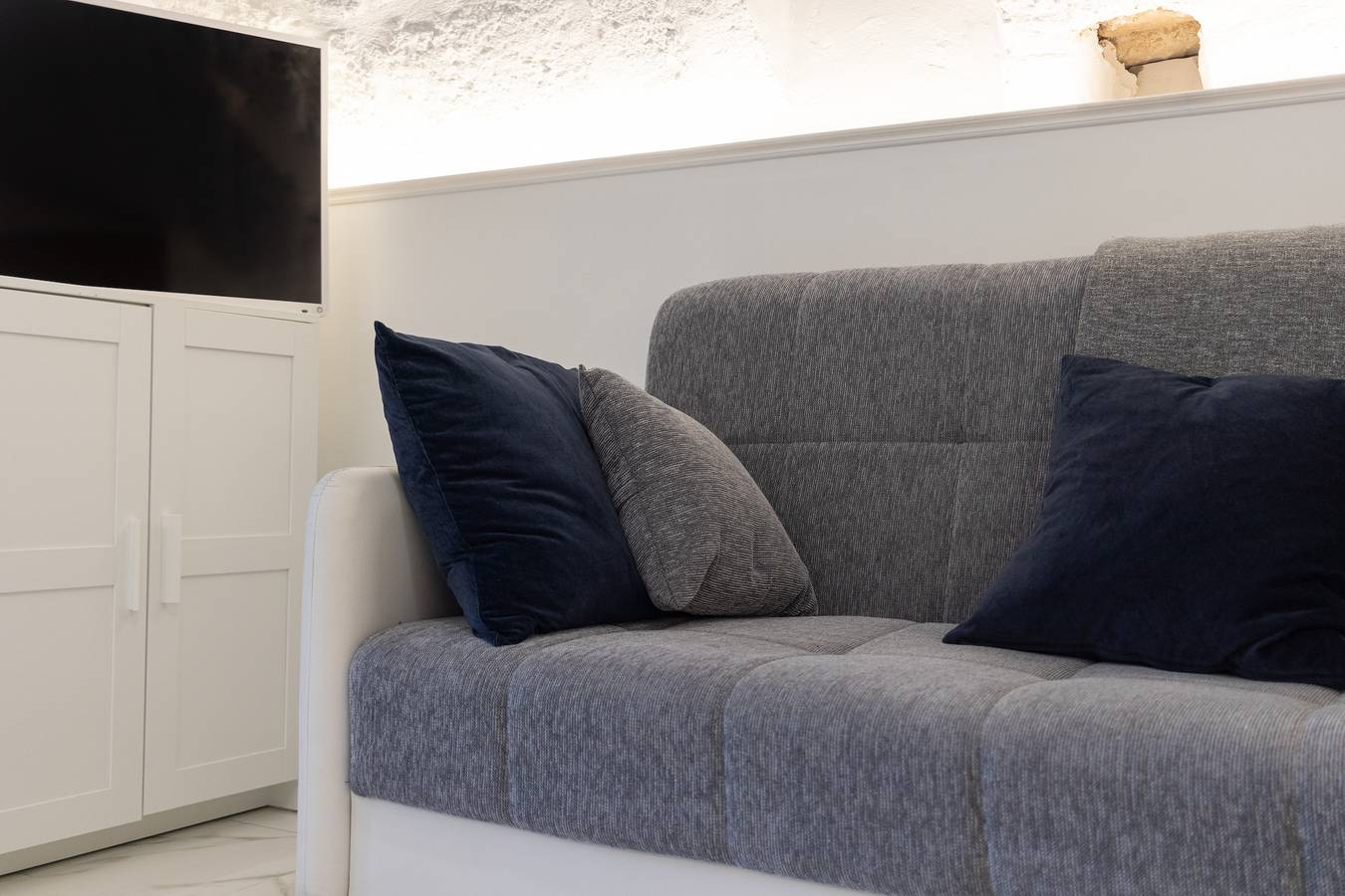 Ganzes Studio, Einzimmerapartment 'La Porta Sul Mare- Timone' mit gemeinsamer Terrasse, Wlan und Klimaanlage in Mola di Bari, Bari Provinz