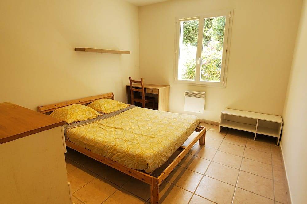 New villa for 15 people with private heated pool in Le Thoronet, Draguignan region