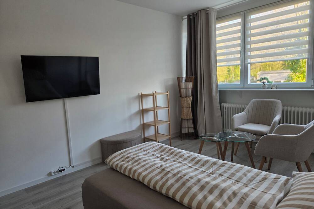 Ganze Wohnung, Gemütliches Nest an der Nordbahntrasse inkl. Kaffee und Tee in Wuppertal, Bergisches Land