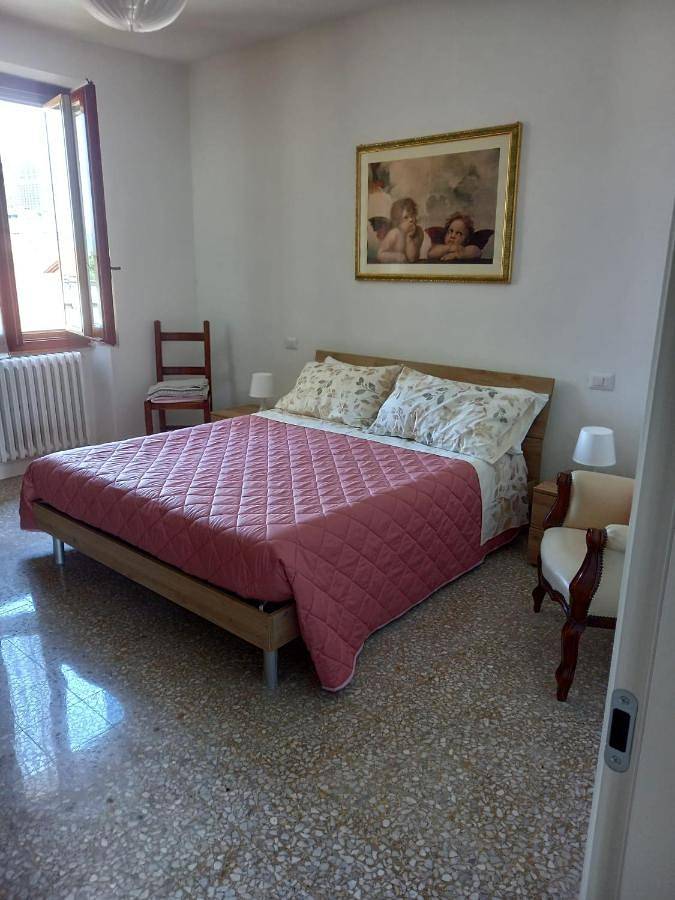 Appartamento per 4 persone, con balcone e panorama in Calenzano