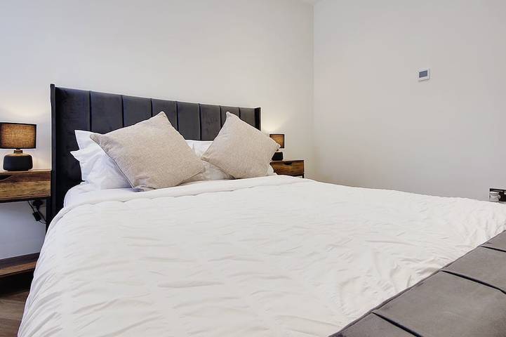Ganze Wohnung, Superior-Suite-Eigenes Badezimmer-The Lara Bella Suite in Bournemouth, Südwestengland