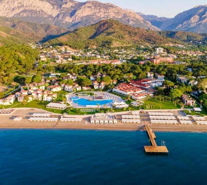 Resort für 4 Personen, mit Garten und Kinderpool sowie Sauna und Pool - 1