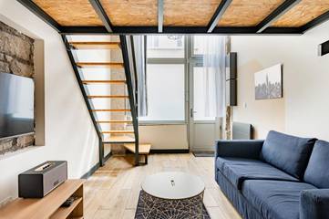 Gîte pour 2 personnes, avec terrasse dans Saint-Étienne