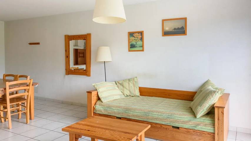Gîte pour 7 personnes, avec piscine et terrasse à Rivières - 2