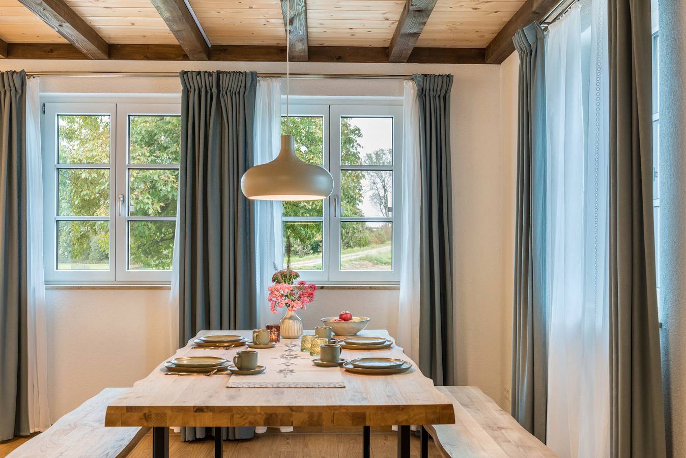 Ganze Wohnung, Landluft Ferien - Wohnung "Abendrot" mit privater Terrasse und Wlan inkl. Echt Bodensee Card in Heiligenberg, Region Bodensee-Oberschwaben