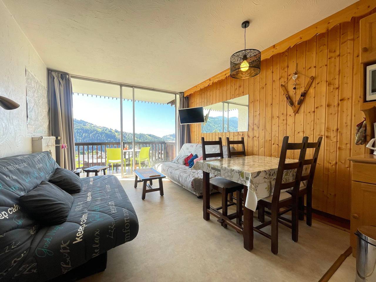 Ganzes Studio, Ski-in/Ski-out Studio mit Pool in Notre-Dame-de-Bellecombe, Albertville und Umgebung