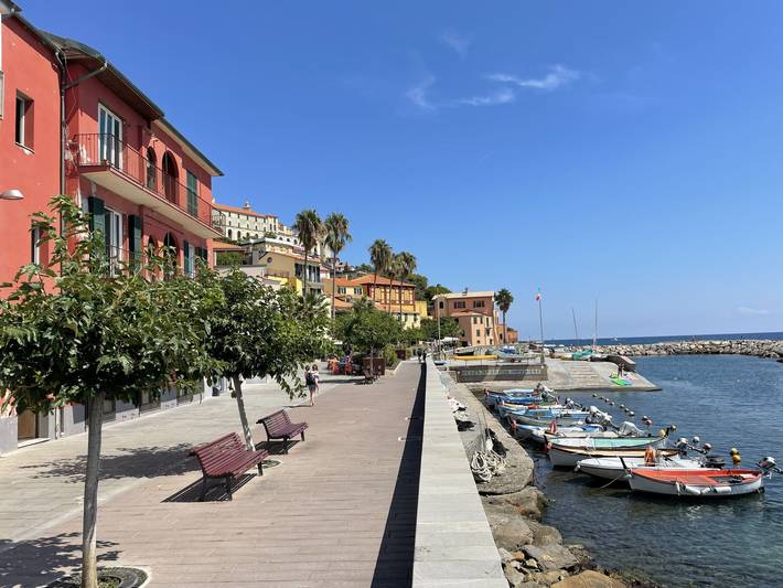 Appartamento intero, Casa del Sole in Porto Maurizio, Imperia