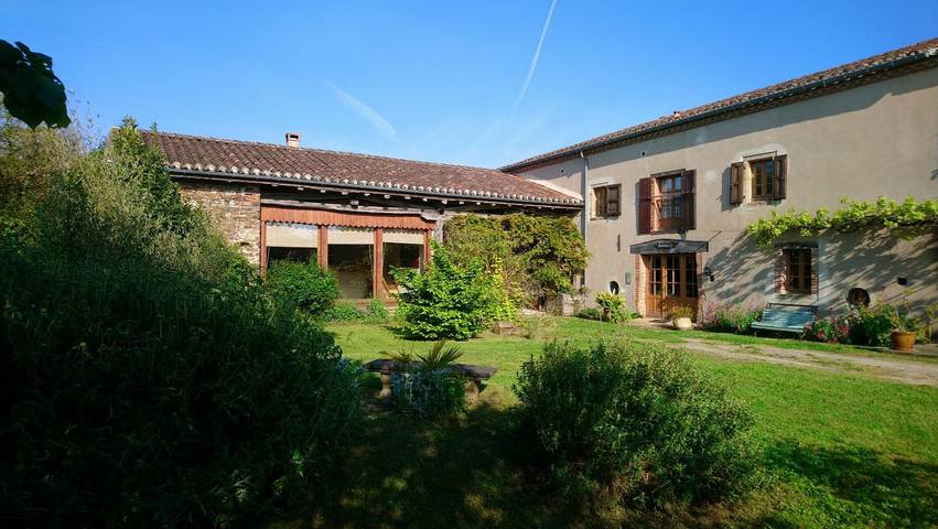 Gîte pour 18 personnes, avec jardin