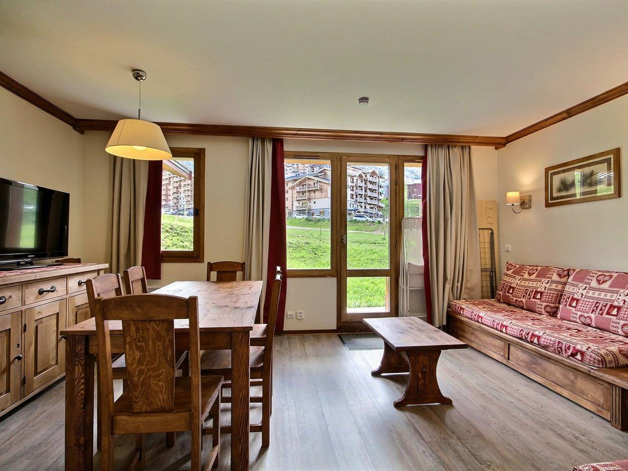 Appartement De Vacances pour 6 Personnes dans Plagne Soleil, Mâcot-la-Plagne