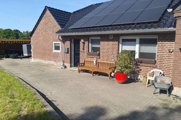 Ferienwohnung für 2 Personen, mit Pool und Sauna sowie Garten in Geldern