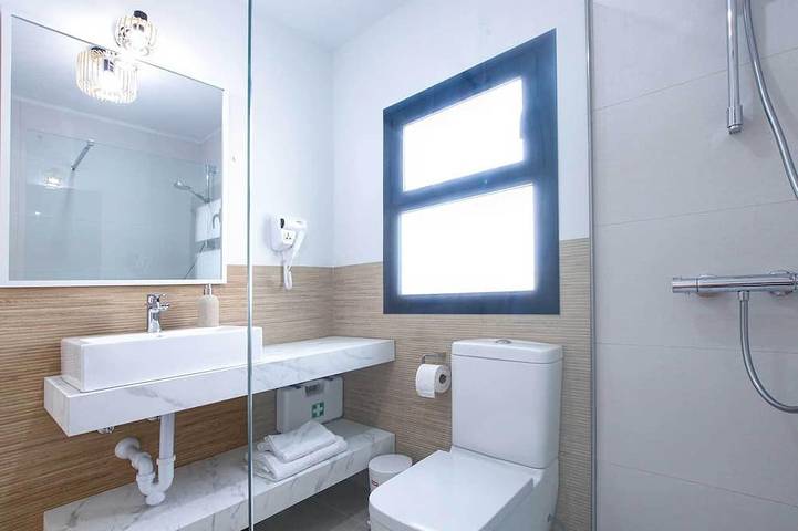 Ganze Wohnung, Wohnung 100 Meter zum Strand in San Pedro de Alcántara, Marbella