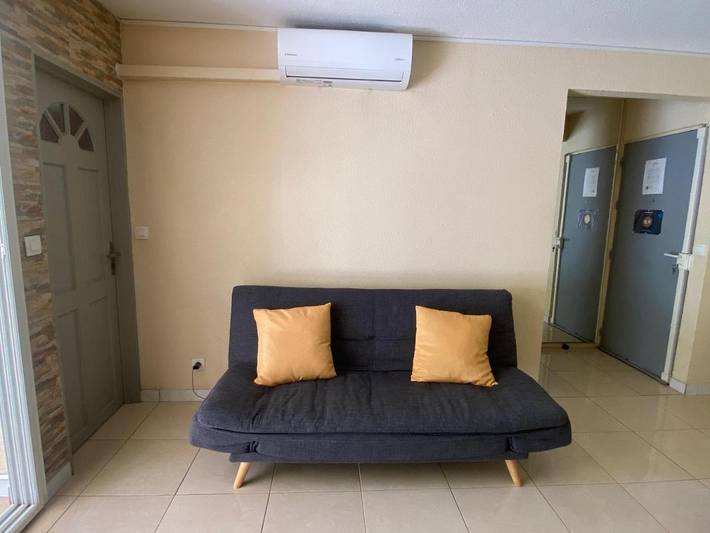 Gîte pour 3 personnes, avec vue et jardin à Schœlcher - 2