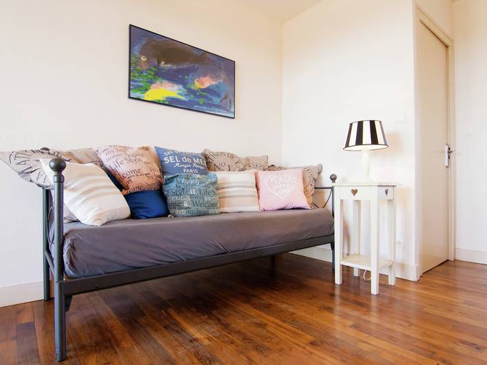 Location de vacances pour 6 personnes, avec jardin ainsi que piscine et terrasse, adapté aux familles à Saint-Médard-d'Excideuil - 4