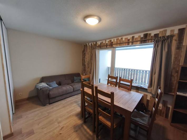 Gîte pour 6 personnes, avec vue et terrasse dans Cinéma L'Aiguille - 2