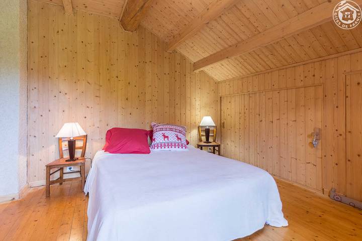 Gîte pour 12 personnes, avec terrasse à La Giettaz - 4
