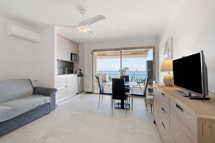 Gîte pour 2 personnes, avec balcon dans Plage de la Salis - 3