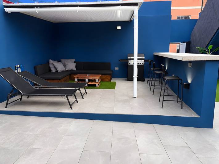 Casa de vacaciones 'Magma' con terraza privada, jardín privado y Wi-Fi in La Atalaya de Santa Brígida, Santa Brígida