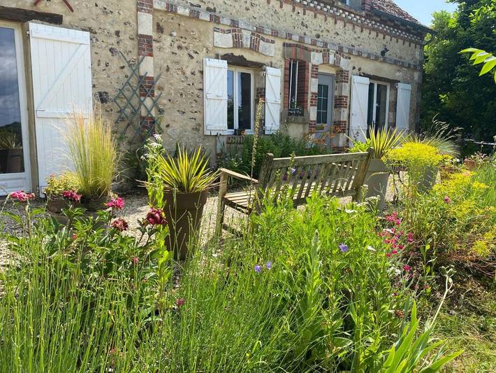 Maison d’hôte pour 11 personnes, avec jardin et vue, animaux acceptés à Fontaines