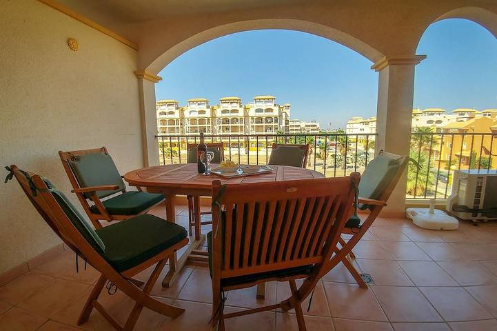 Apartamento de vacaciones para 6 personas, con balcón y piscina - 1