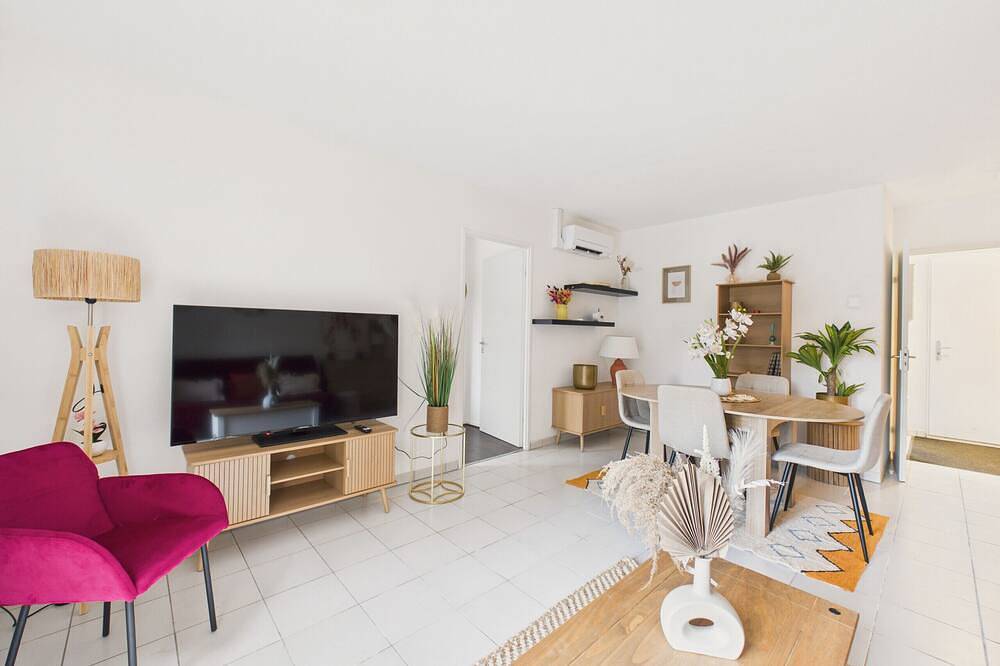 Bonita casa de vacaciones para 6 con jardín cerrado in Terrasson-Lavilledieu, Périgord