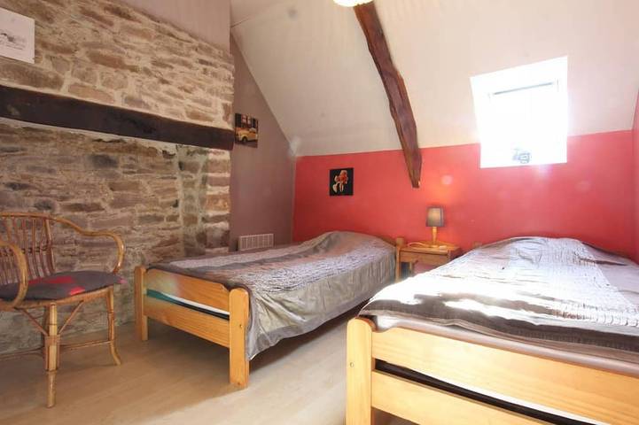 Gîte pour 4 personnes, avec jardin à Cerisy-la-Salle - 4