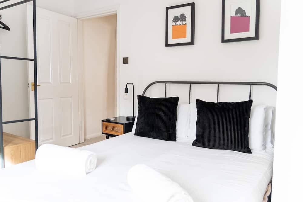 Corner Pin Cottage, stunning house..right in the heart of Whitstable  in Whitstable, Kent