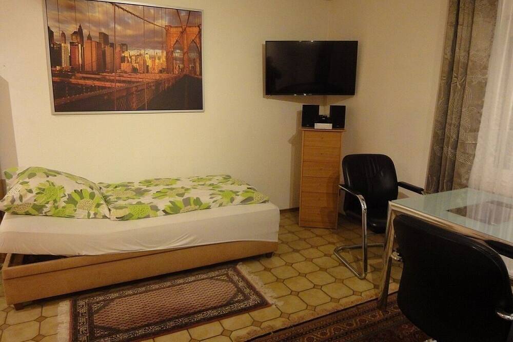 Ganze Wohnung, Ferienwohnung Rühle Fewo 2, Bad Soden Taunus Mtk Frankfurt, Nähe Ffm in Bad Soden am Taunus, Main-Taunus-Kreis