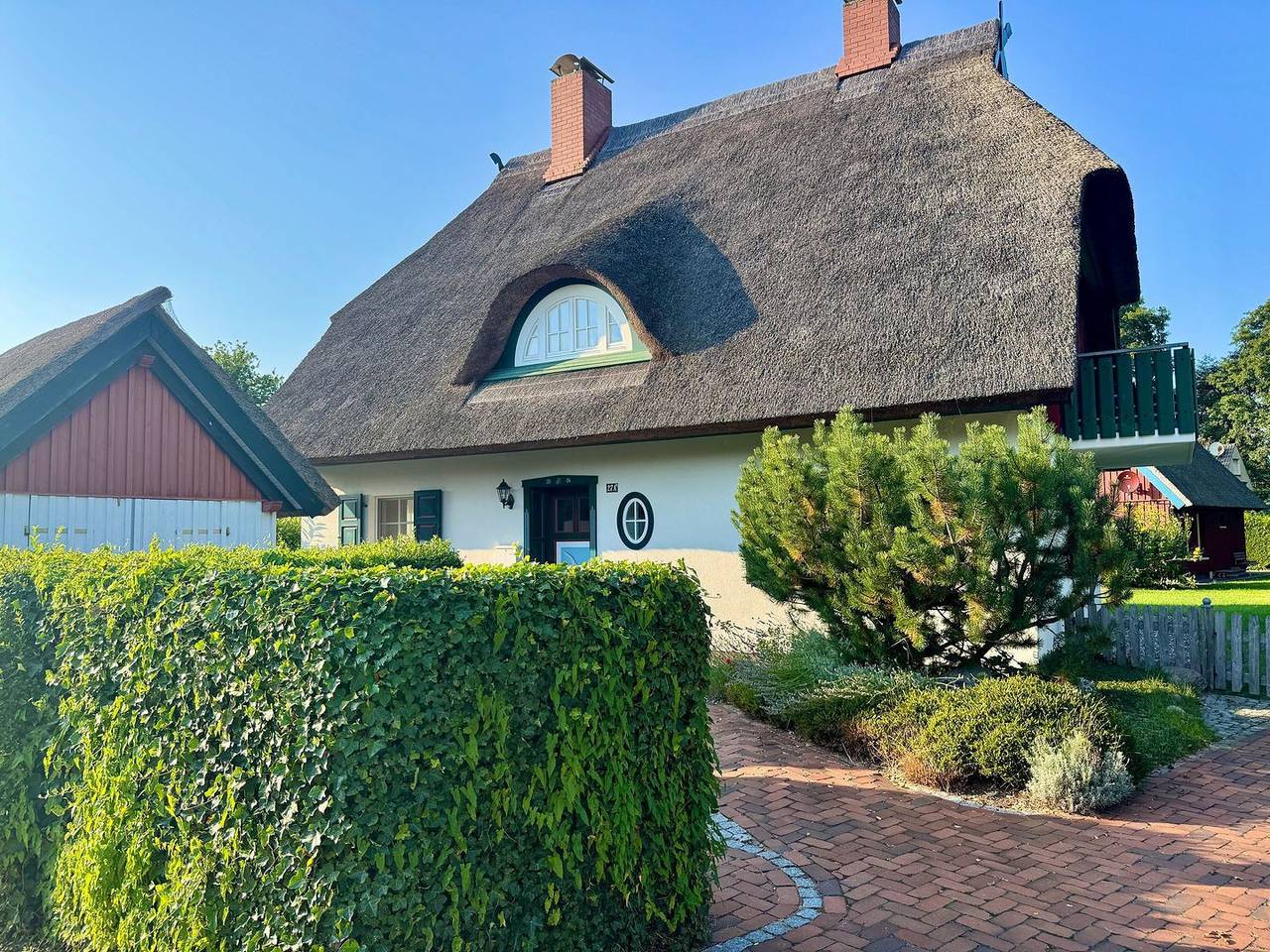 Ganze Wohnung, Komfortable Ferienwohnung mit Balkon, Kaminofen in Born a. Darß in Born a. Darß, Born am Darß