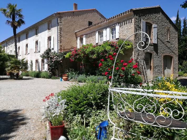 Gîte pour 10 personnes, avec piscine