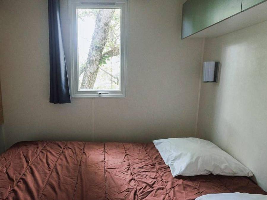 Yelloh! Village Les Bois Du Chatelas - Mobilhome 6 personnes - Clim in Bourdeaux, Région de Die