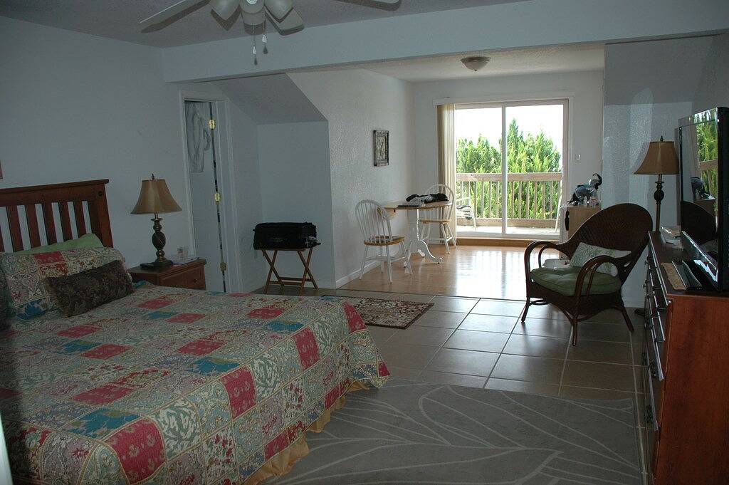 Ultimatives Familienferienhaus - beheizter Pool! Spielzimmer! Auf Ground Level! in Pensacola Beach, Emerald Coast