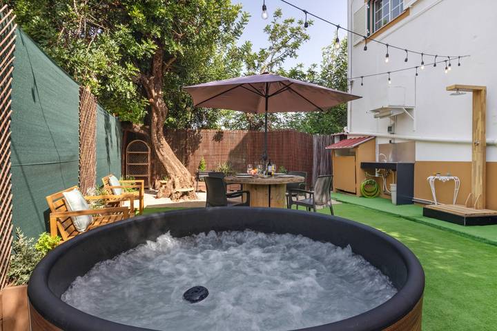 Casa de Férias 'Espelho Campina' com Terraço Privado, Wi-Fi e Ar Condicionado in Boliqueime, Distrito de Faro