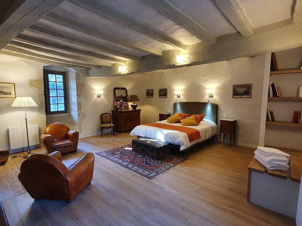 Charme et confort au Manoir du Bellay - Suite familiale du billard in Montreuil-Bellay, Vallée de la Loire