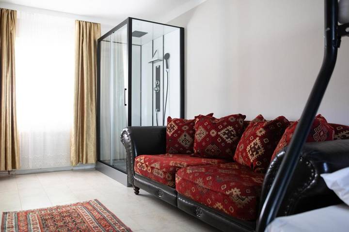BnB für 2 Personen, mit Pool und Garten sowie Ausblick, kinderfreundlich in Wien - 3