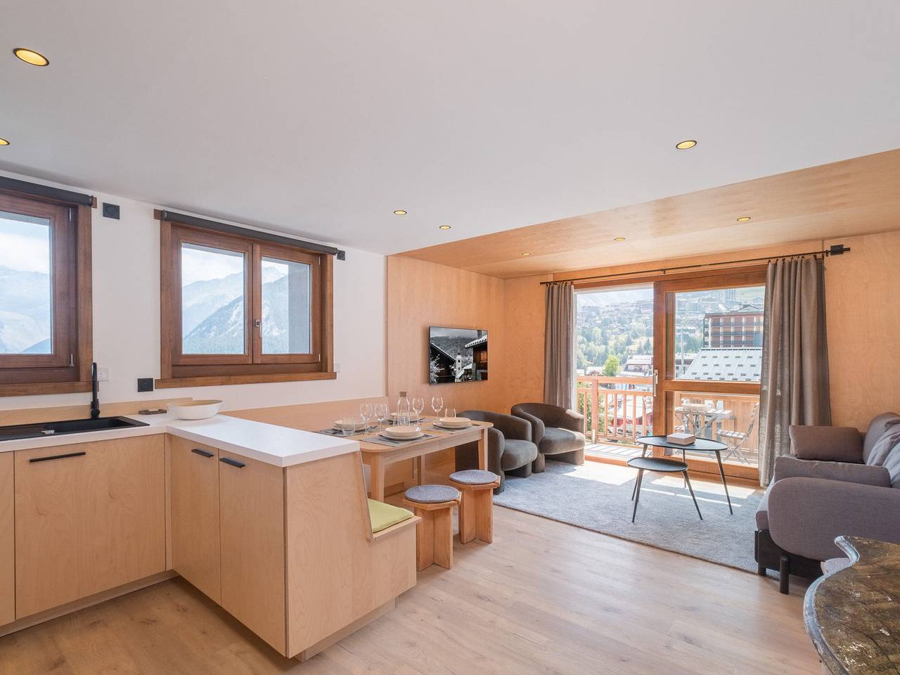 Ganze Wohnung, Zentral gelegenes Apartment in Courchevel, nahe an den Pisten in Saint-Bon-Tarentaise, Les Trois Vallées