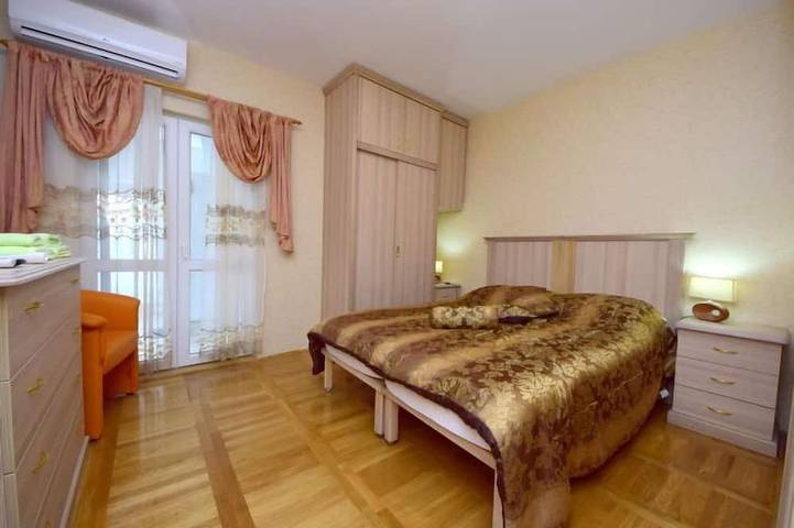 Ganze Wohnung, Ferienwohnung Ojdana in Raslina, Šibenik-Knin