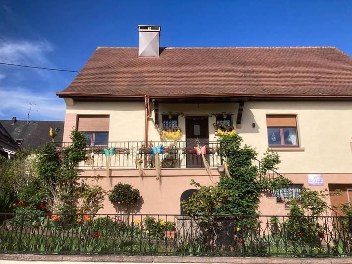 Ferienhaus für 6 Personen, mit Balkon und Terrasse sowie Garten und Ausblick in Riquewihr